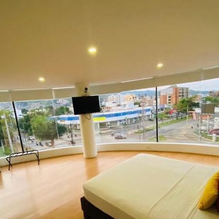 Hotel Metropolis Plaza Cali Kültér fotó