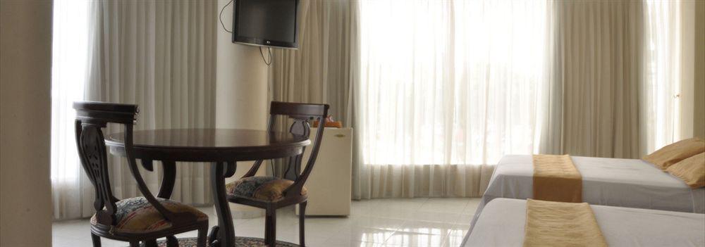 Hotel Metropolis Plaza Cali Kültér fotó