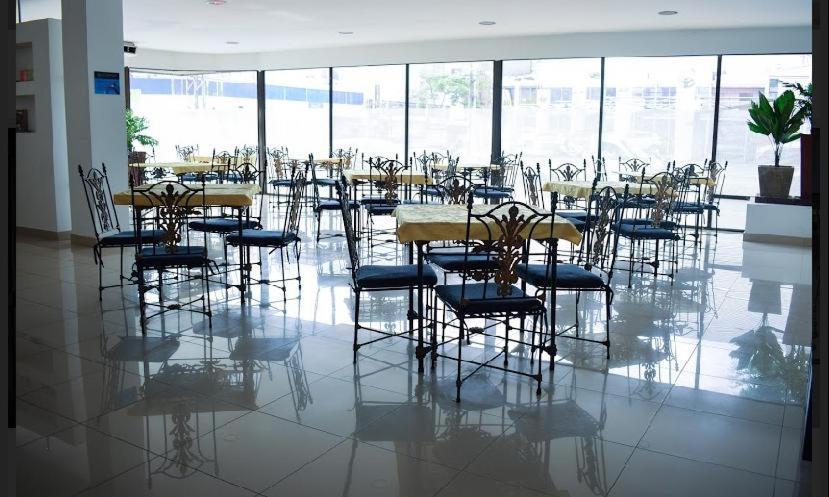 Hotel Metropolis Plaza Cali Kültér fotó