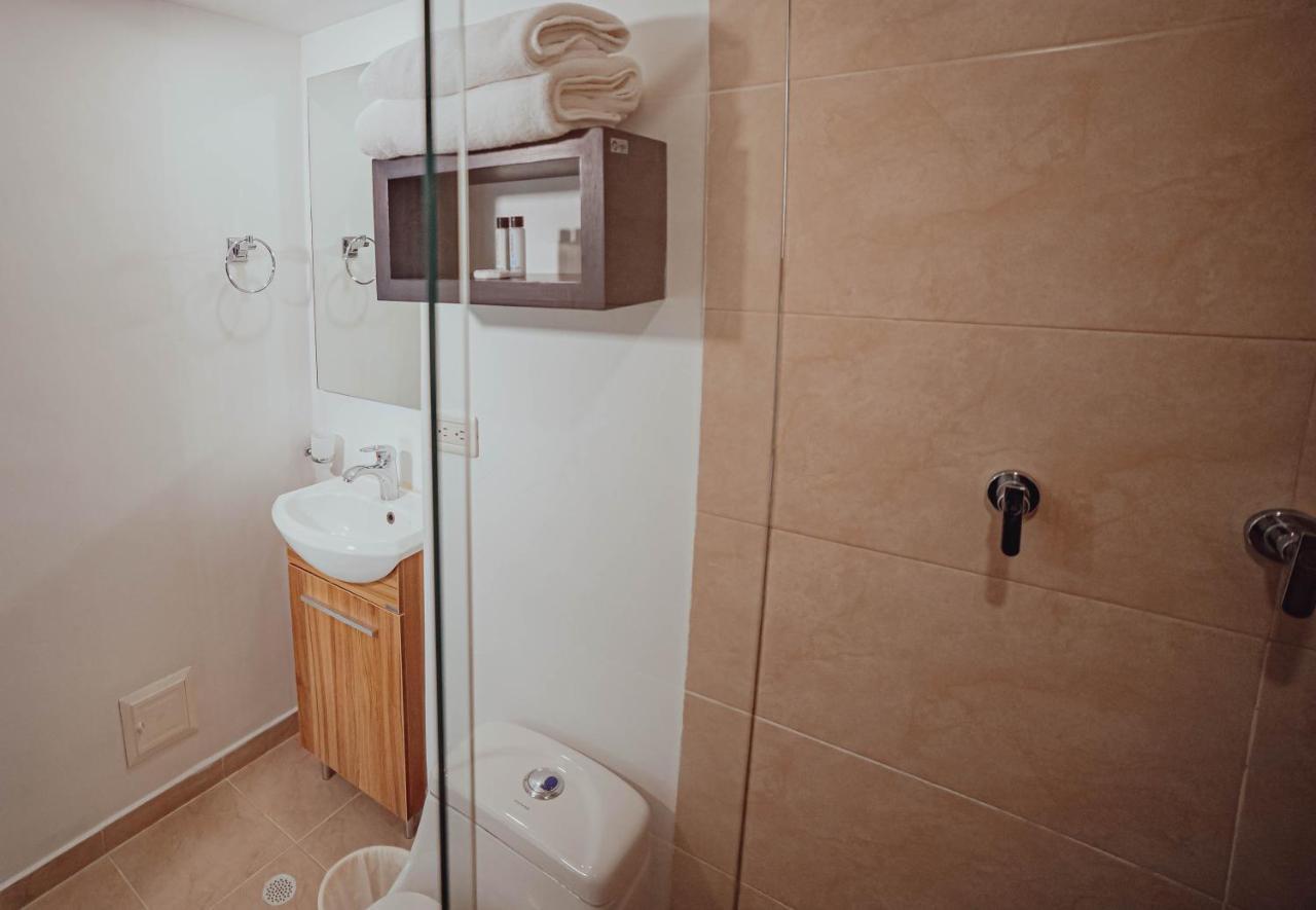 Hotel Metropolis Plaza Cali Kültér fotó