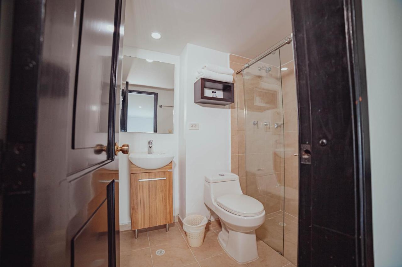 Hotel Metropolis Plaza Cali Kültér fotó