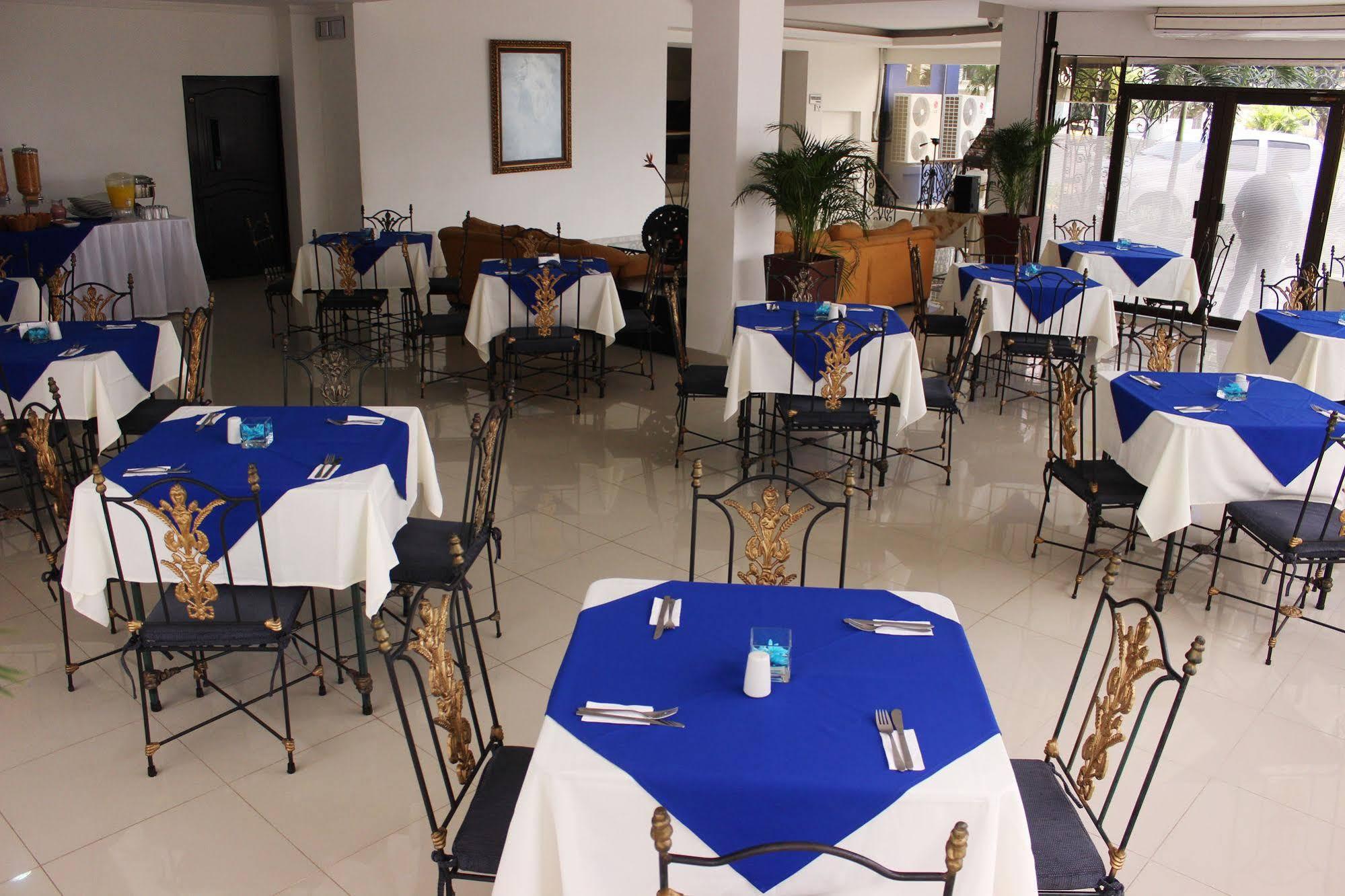 Hotel Metropolis Plaza Cali Kültér fotó