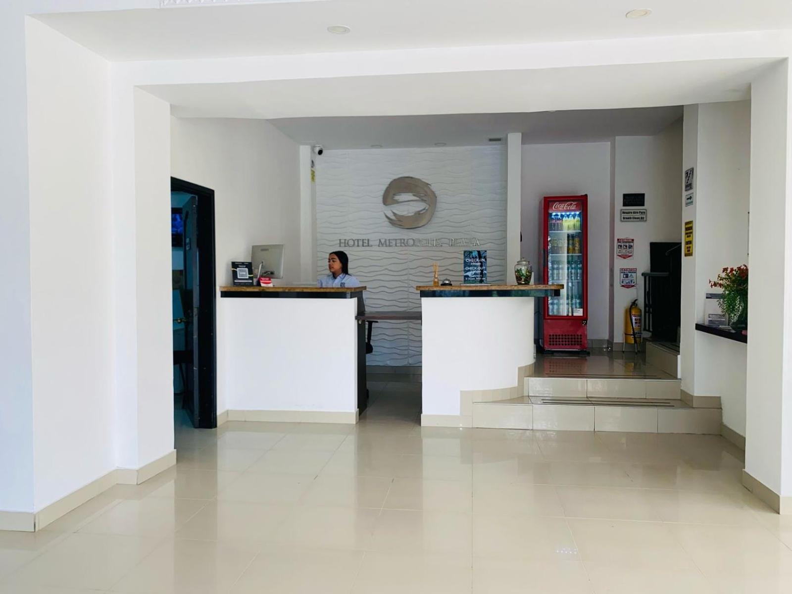 Hotel Metropolis Plaza Cali Kültér fotó