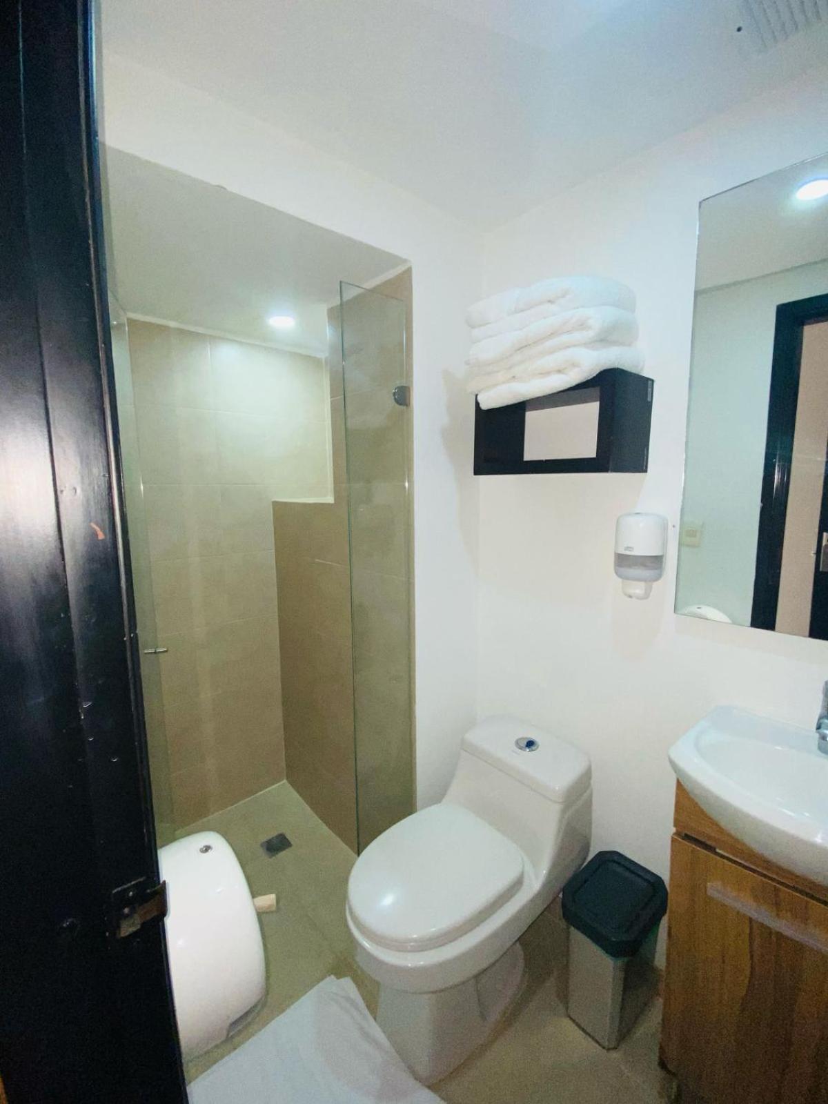 Hotel Metropolis Plaza Cali Kültér fotó